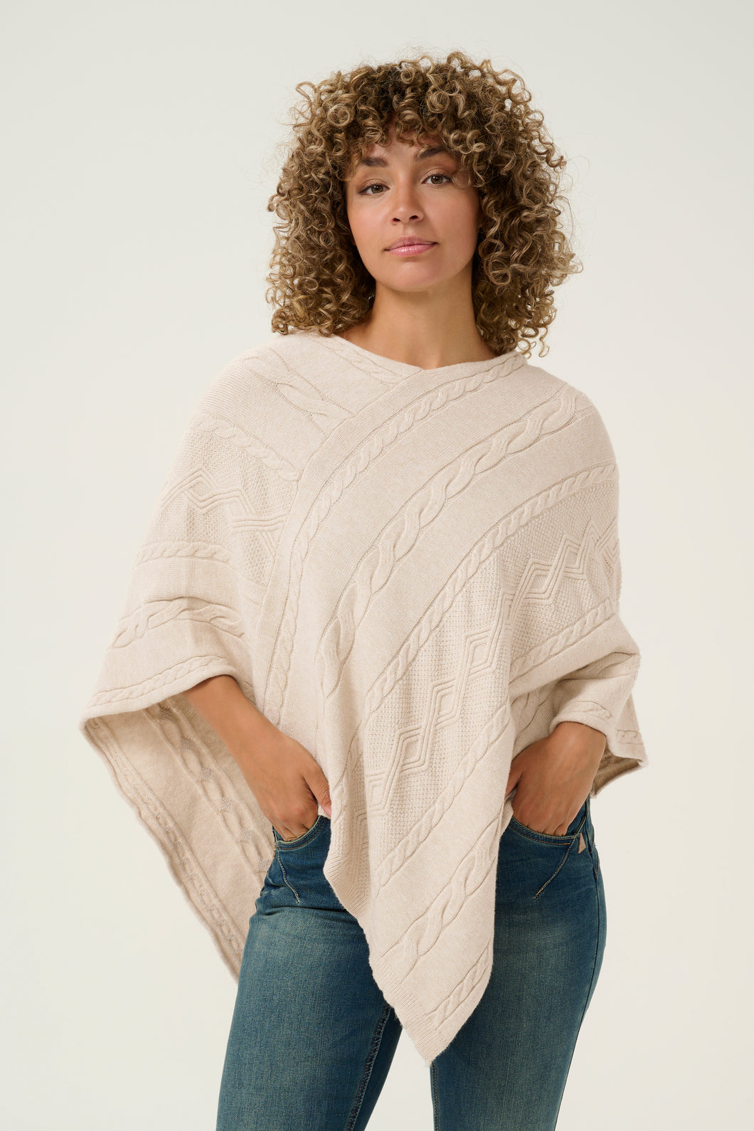 Dela Poncho Beige